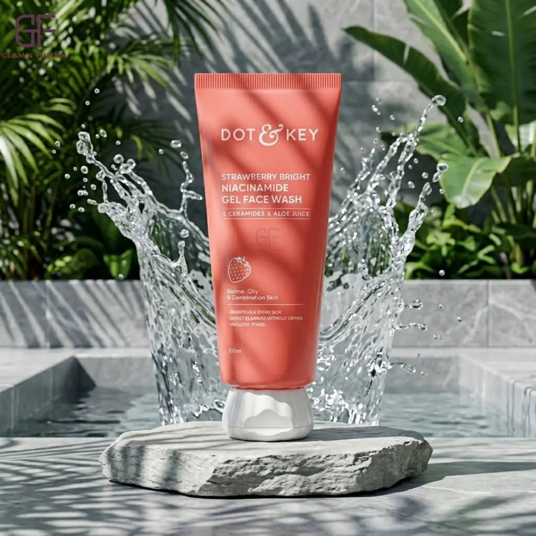 DOT & KEY Strawberry Bright Niacinamide Gel Face Wash 100ml